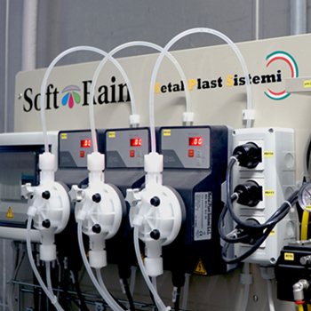 Processo di verniciatura MAZZIERI 2.0: la nostra qualità fa un ulteriore passo avanti con l’integrazione di un nuovo impianto di pretrattamento.